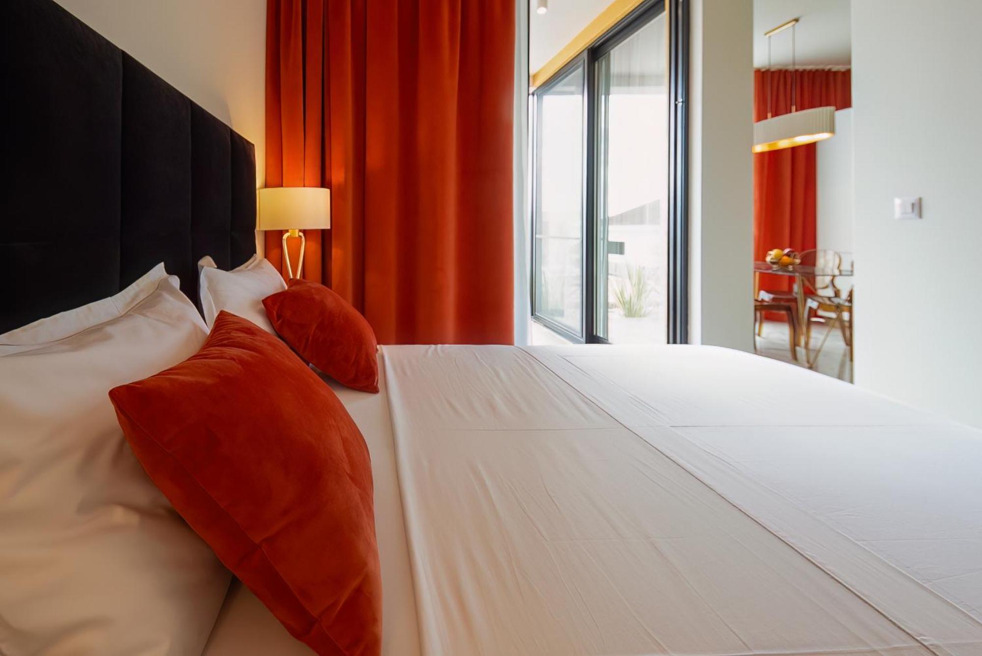Mediterana Art Deco Resort (Adults Only) ชิเบนิก ภายนอก รูปภาพ
