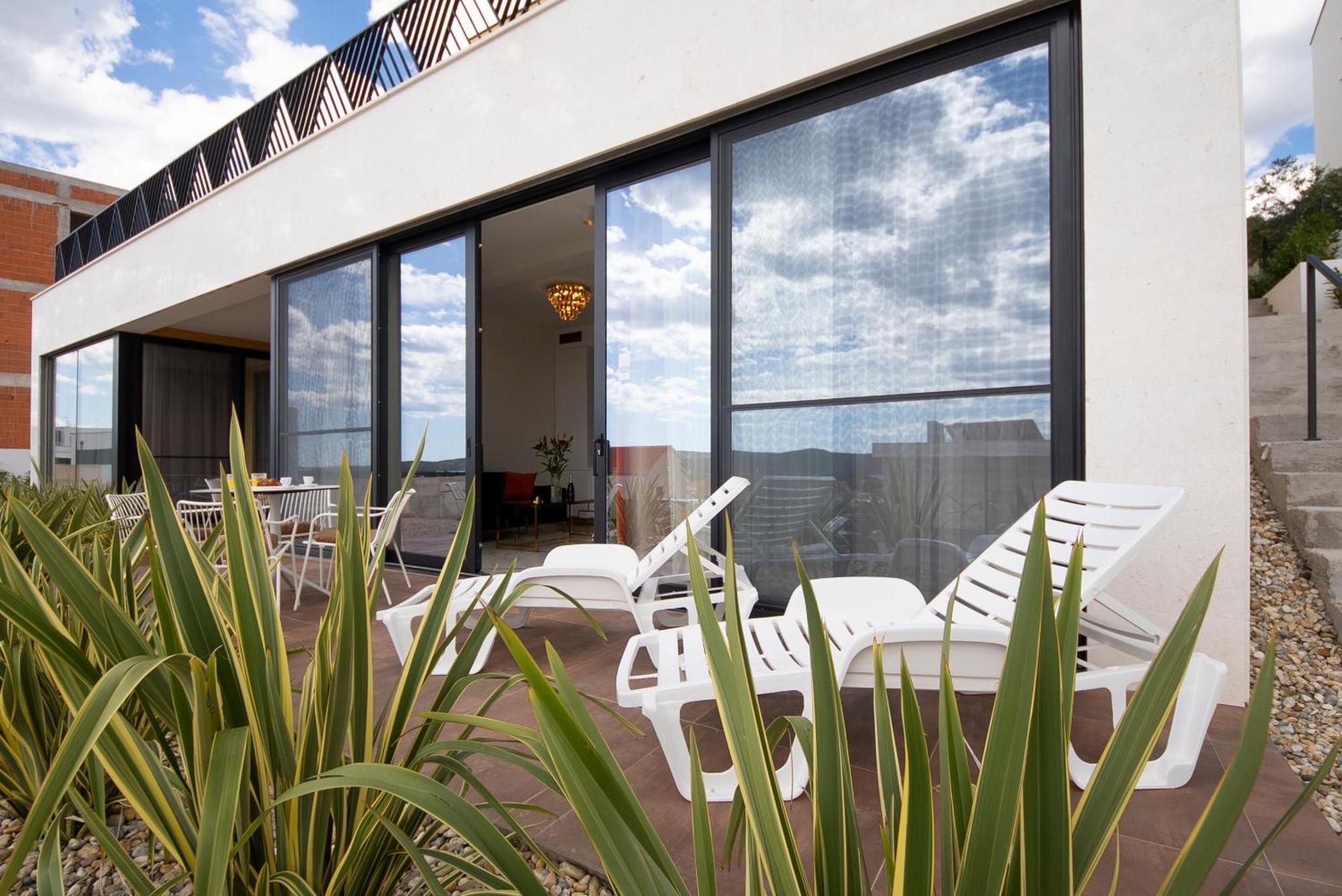 Mediterana Art Deco Resort (Adults Only) ชิเบนิก ภายนอก รูปภาพ