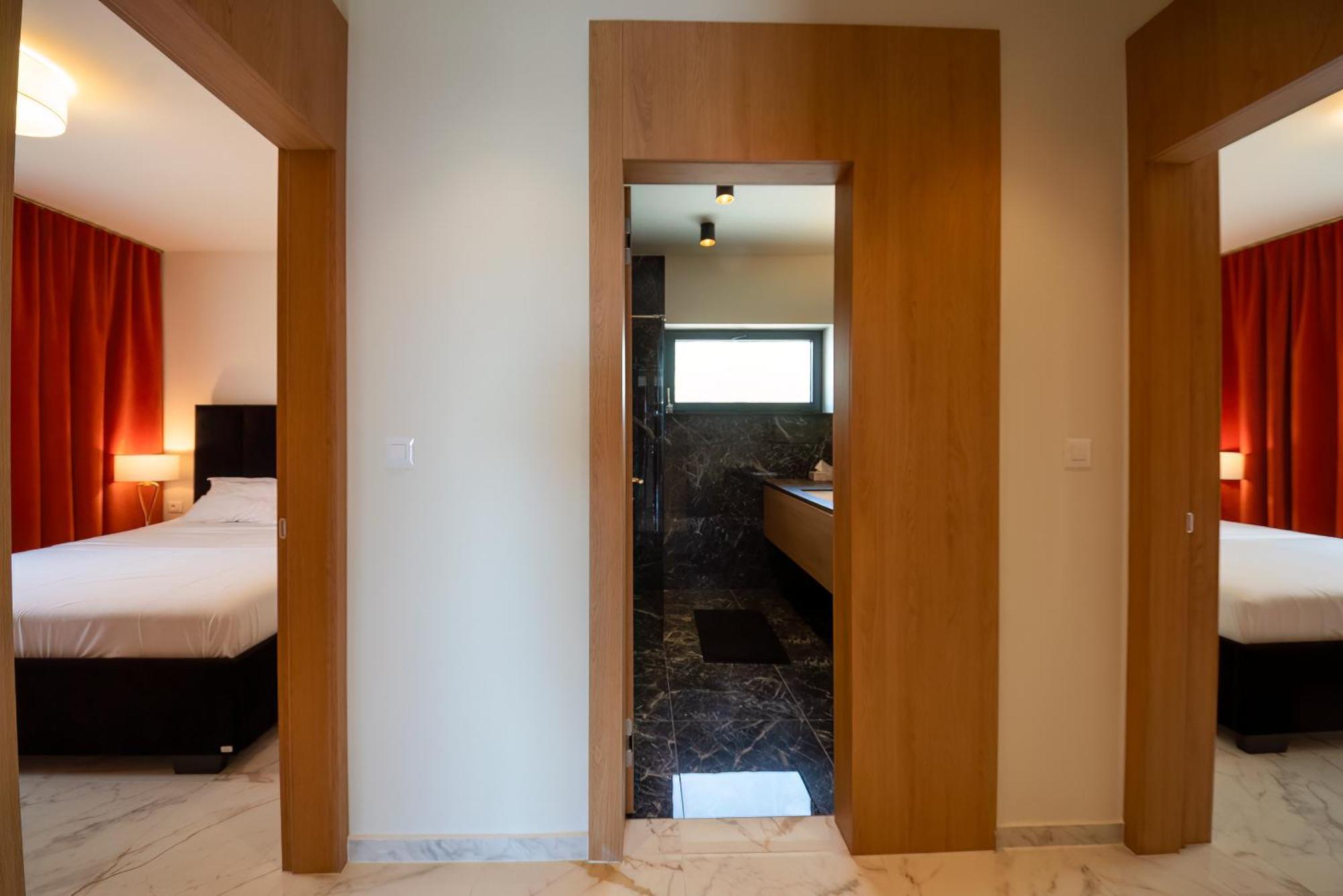 Mediterana Art Deco Resort (Adults Only) ชิเบนิก ภายนอก รูปภาพ